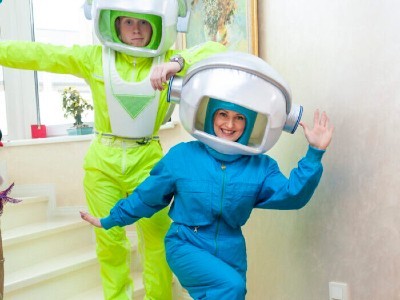 АМОНГ АС (Among Us)